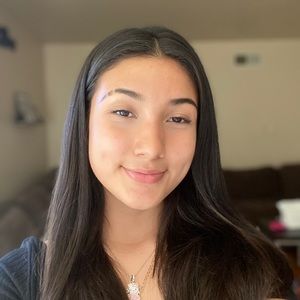 Meet your Posher, Lexi